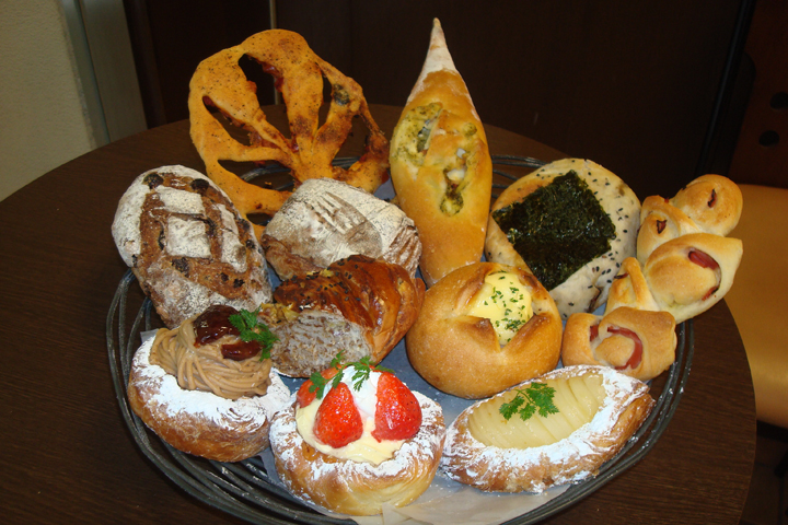 ＮＩＫＩベーカリー 綾瀬店