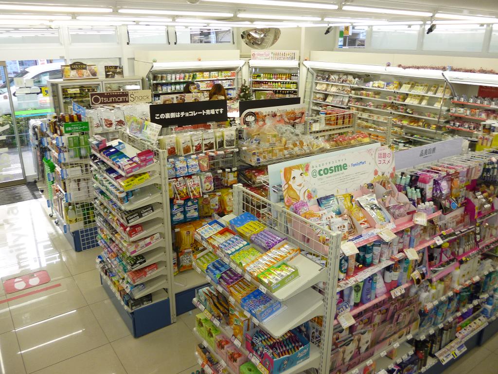 ファミリーマート　サクマ葛西駅店