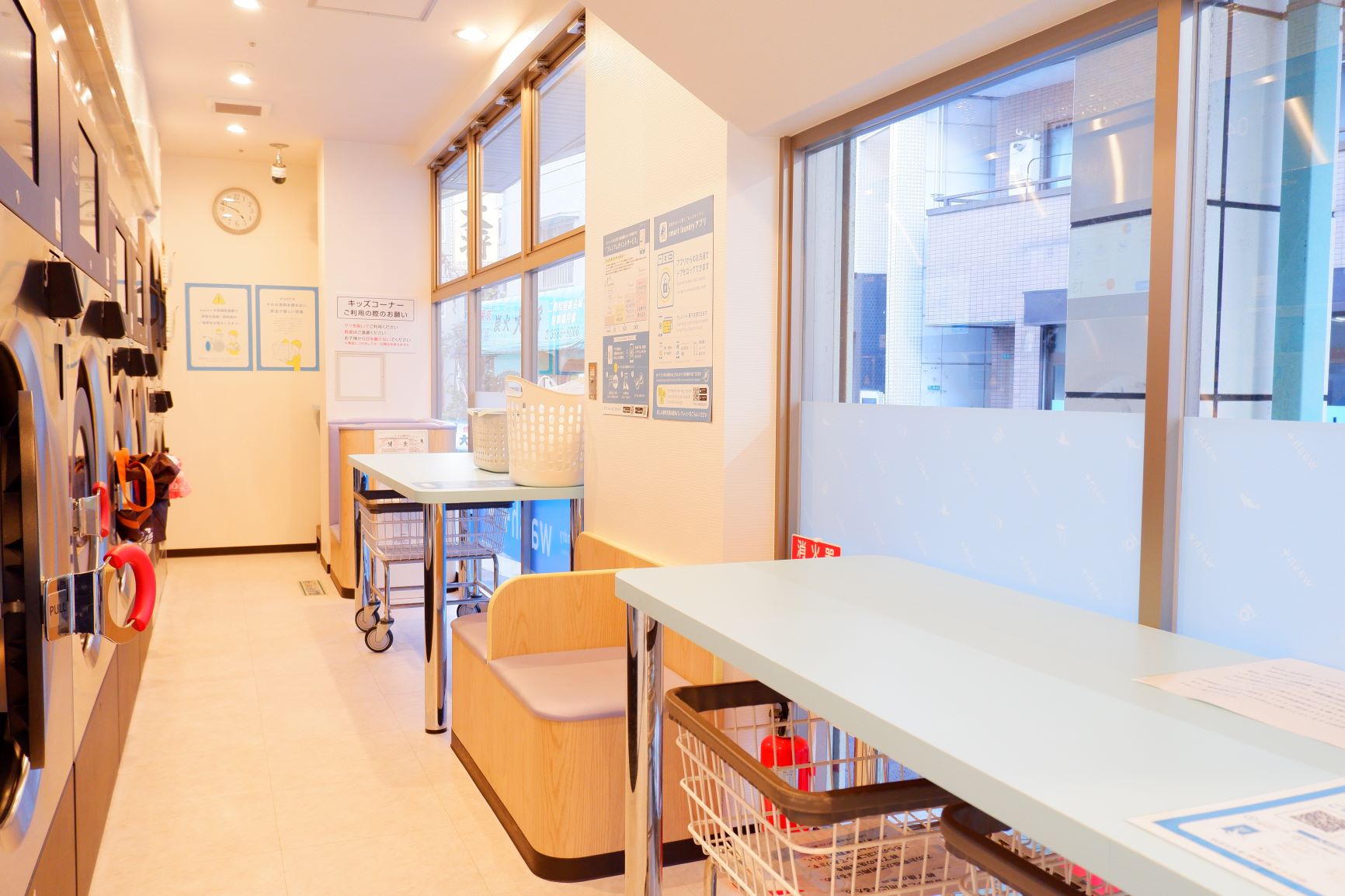 コインランドリーwash+　西葛西駅メトロ店