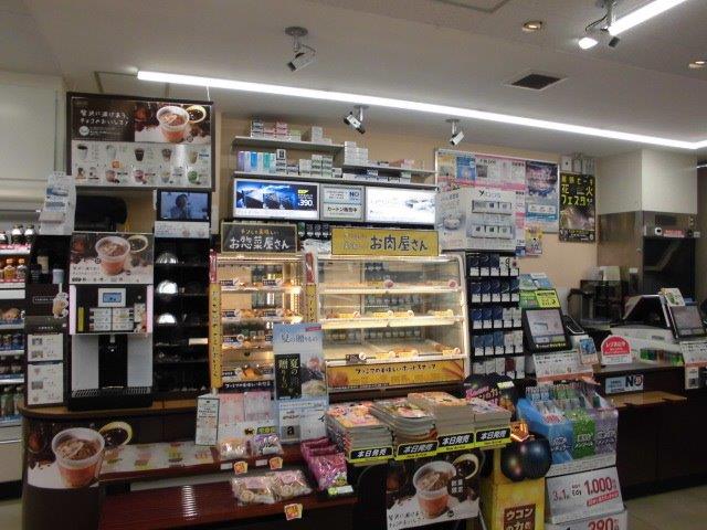 ファミリーマート浦安駅東口店