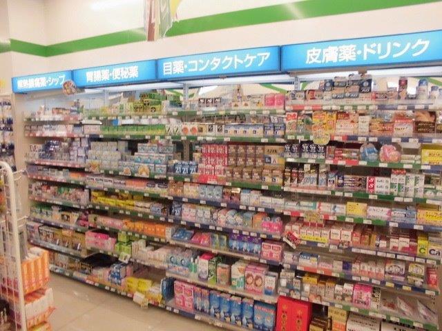 ファミリーマート・ニーズ浦安店