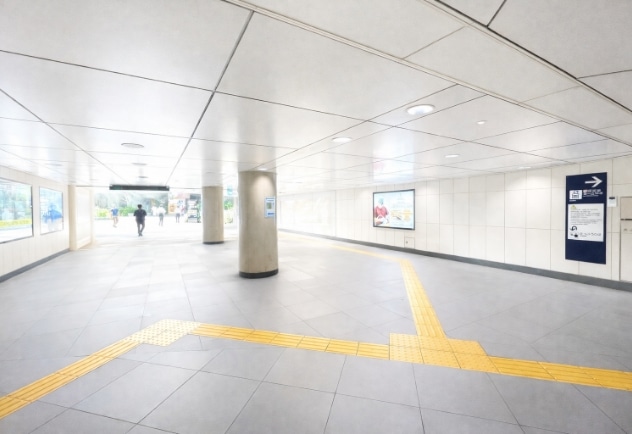 東京スクェアガーデンと銀座線 京橋駅 を結ぶ地下鉄連絡通路 