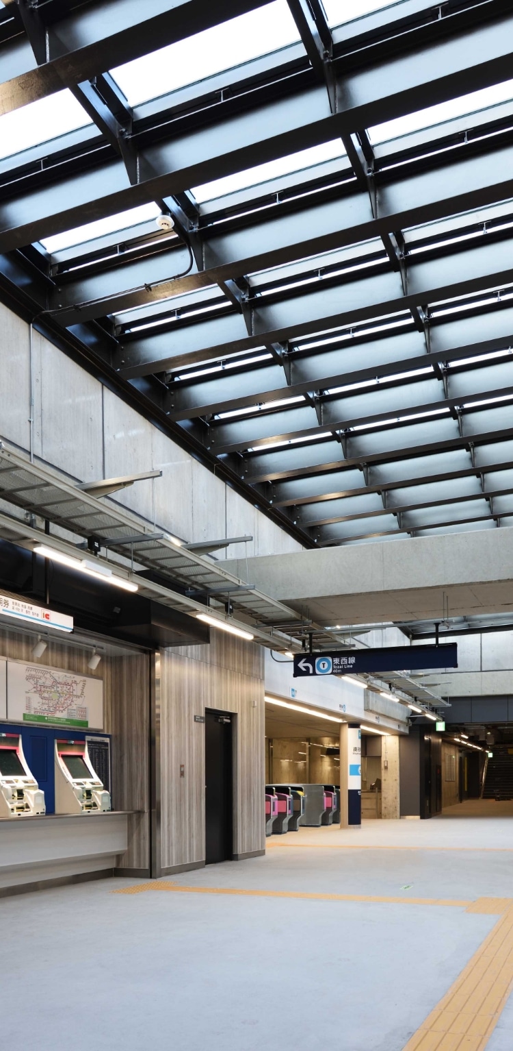 東西線南砂町駅／改札前広間